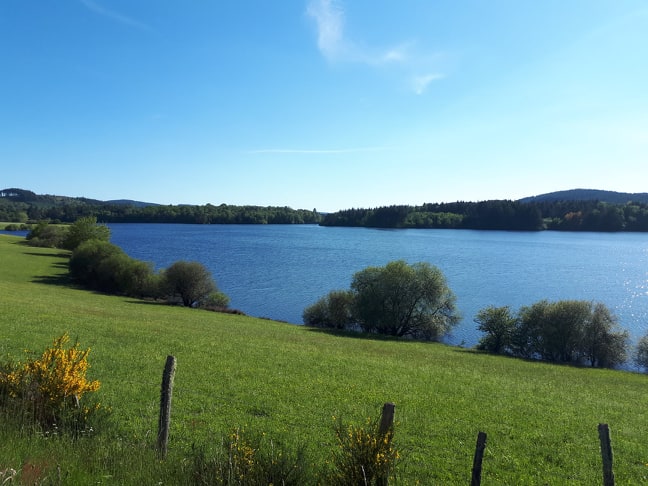 Initiation pêche des carnassiers en bateau en lacs de barrage Creusois