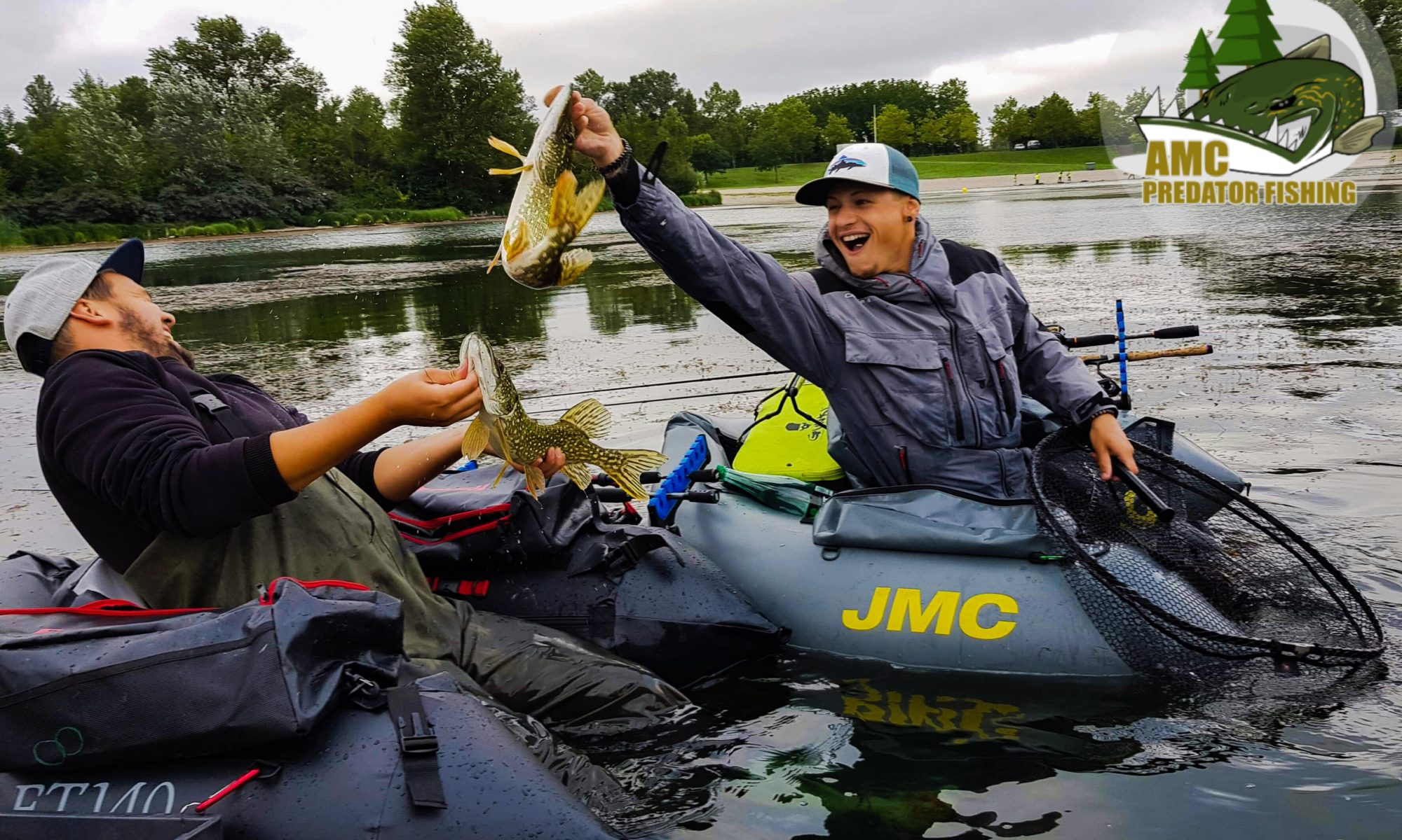 Location float tube creuse